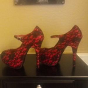 Size 9 Bordello stilettos